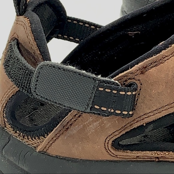 Lands End Leather Closed Toe Side Vents Grip Souls Hiking Sandals Brown size 8 - Picture 9 of 16